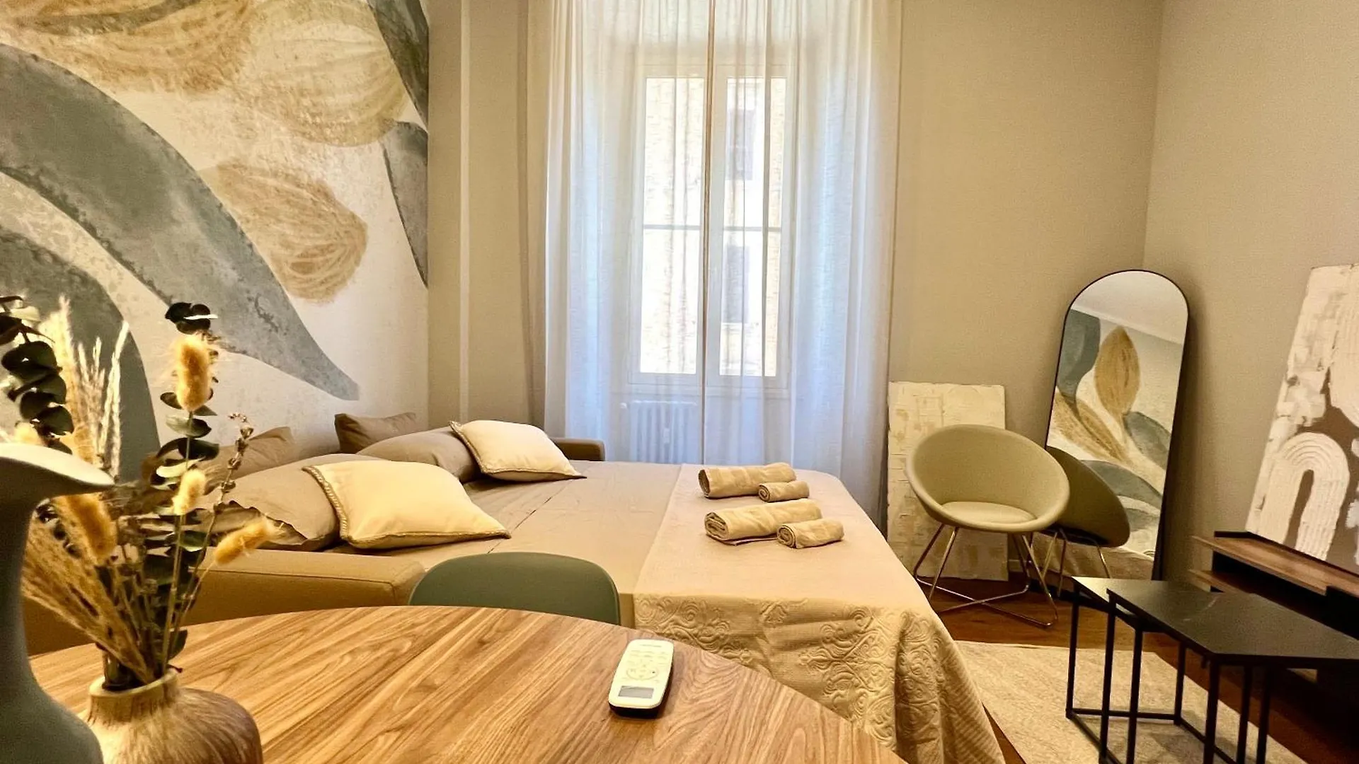 Archouse - Elegant Apartment A 10 Min Dal Colosseo Řím 0*,  Itálie
